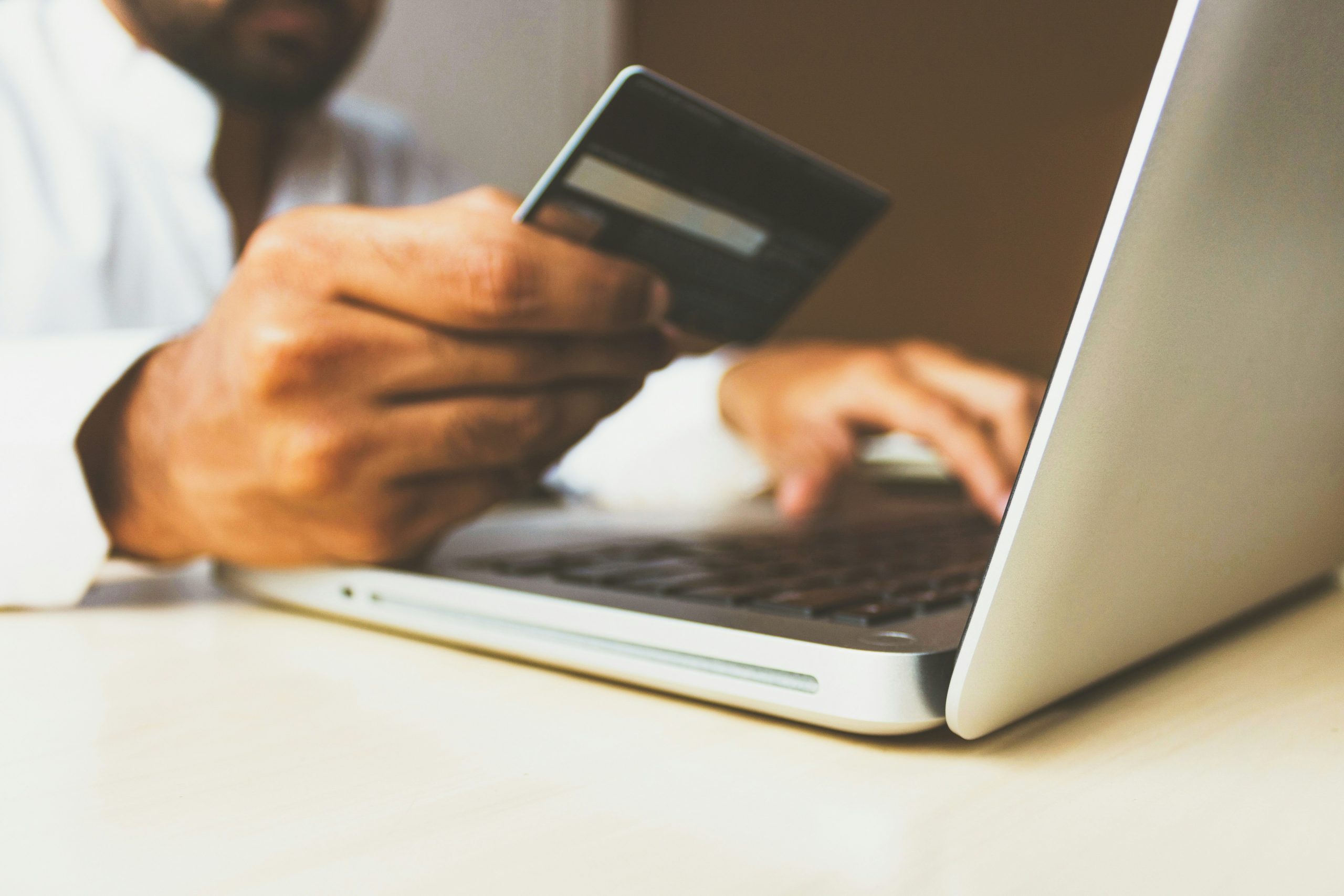 La carte Mastercard World Elite, Unsplash